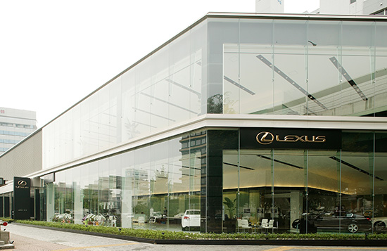 レクサス高岳店の写真